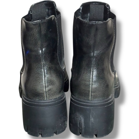 Elegant Black With Silver Leather Chunky Platform Heel Pull On Ankle Booties - Picture 11 of 12